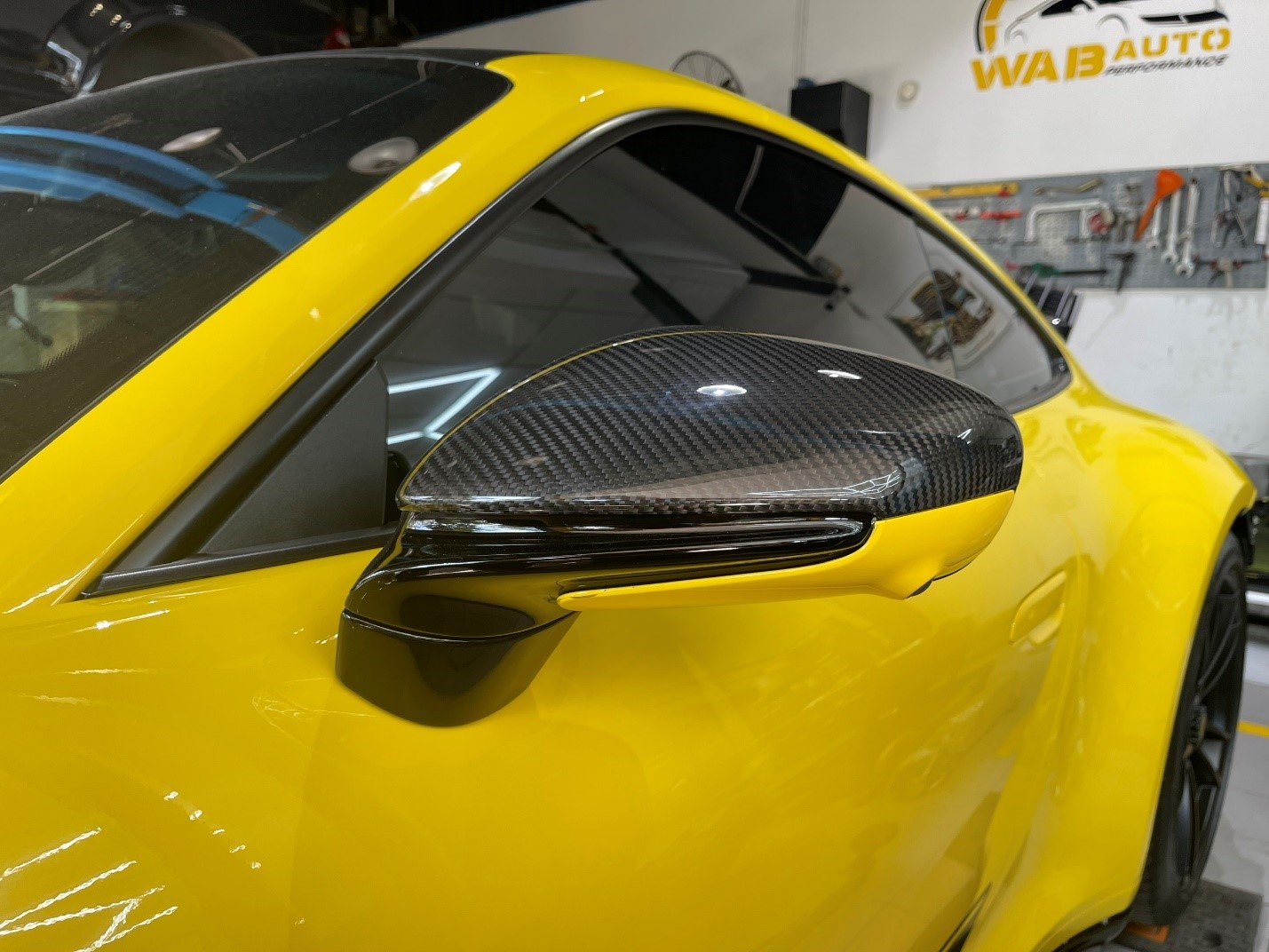 Ốp Gương Carbon Fiber Cho Dòng Porsche 911 (992)