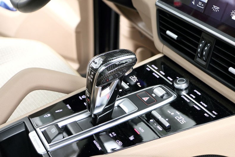 Hình Ảnh Thực Tế Sản Phẩm Cần Số Thể Thao Porsche Cayenne E3