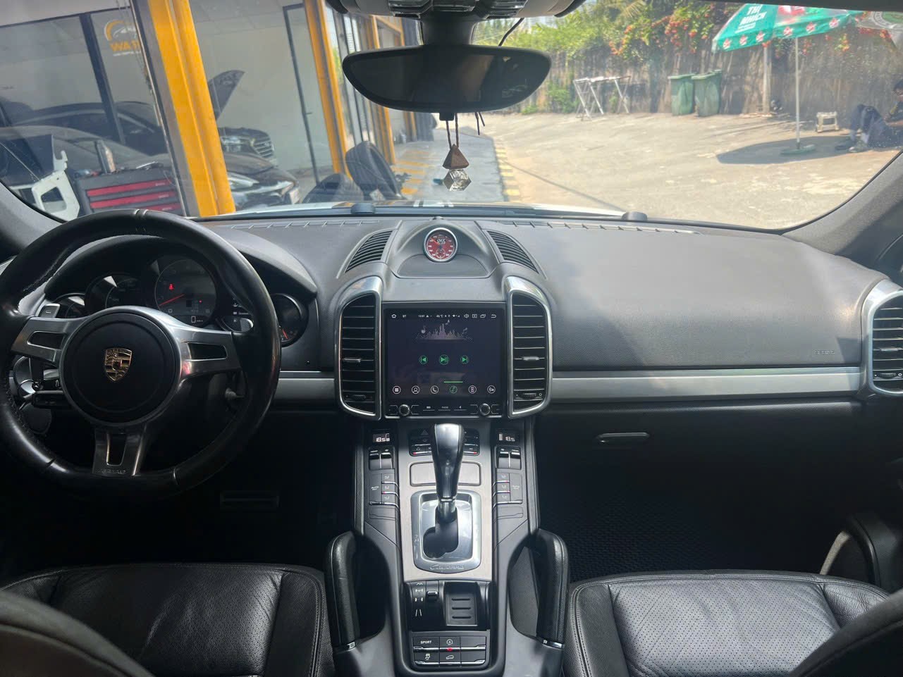 Porsche Cayenne S E2 2011 Nâng cáp màn hình Android 10.4 inch