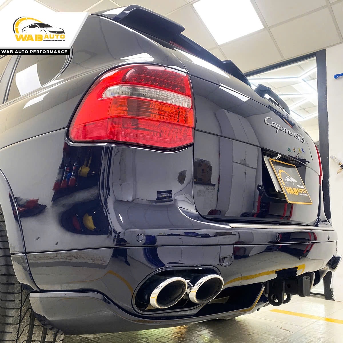 thi-cong-dich-vu-son-doi-mau-o-to-wab-auto-performance