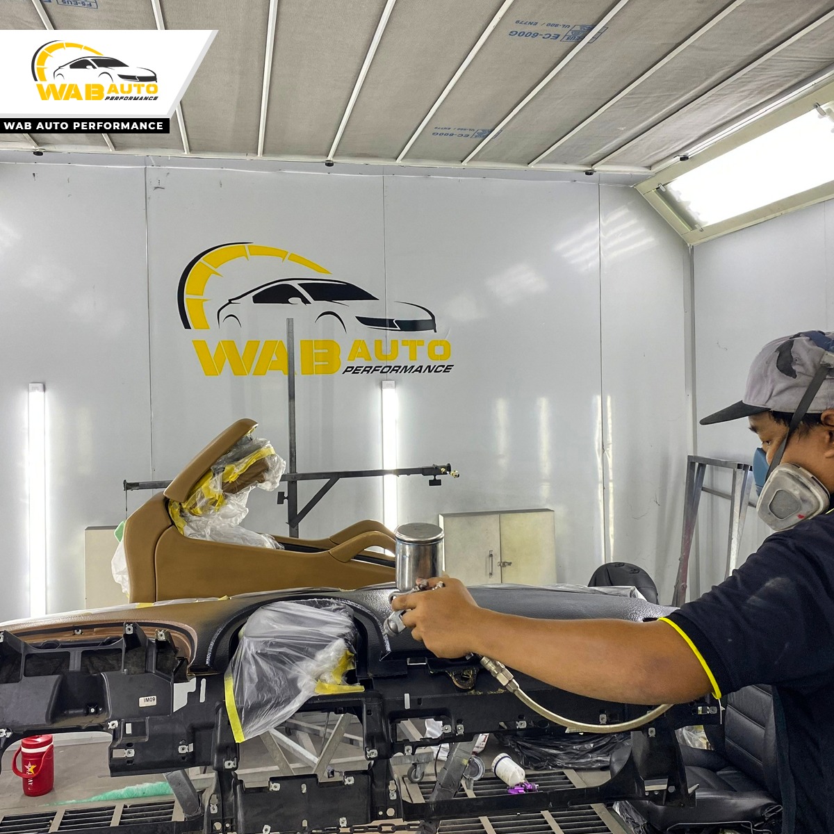 thuc-hien-dich-vu-son-taplo-noi-that-o-to-wab-auto-performance