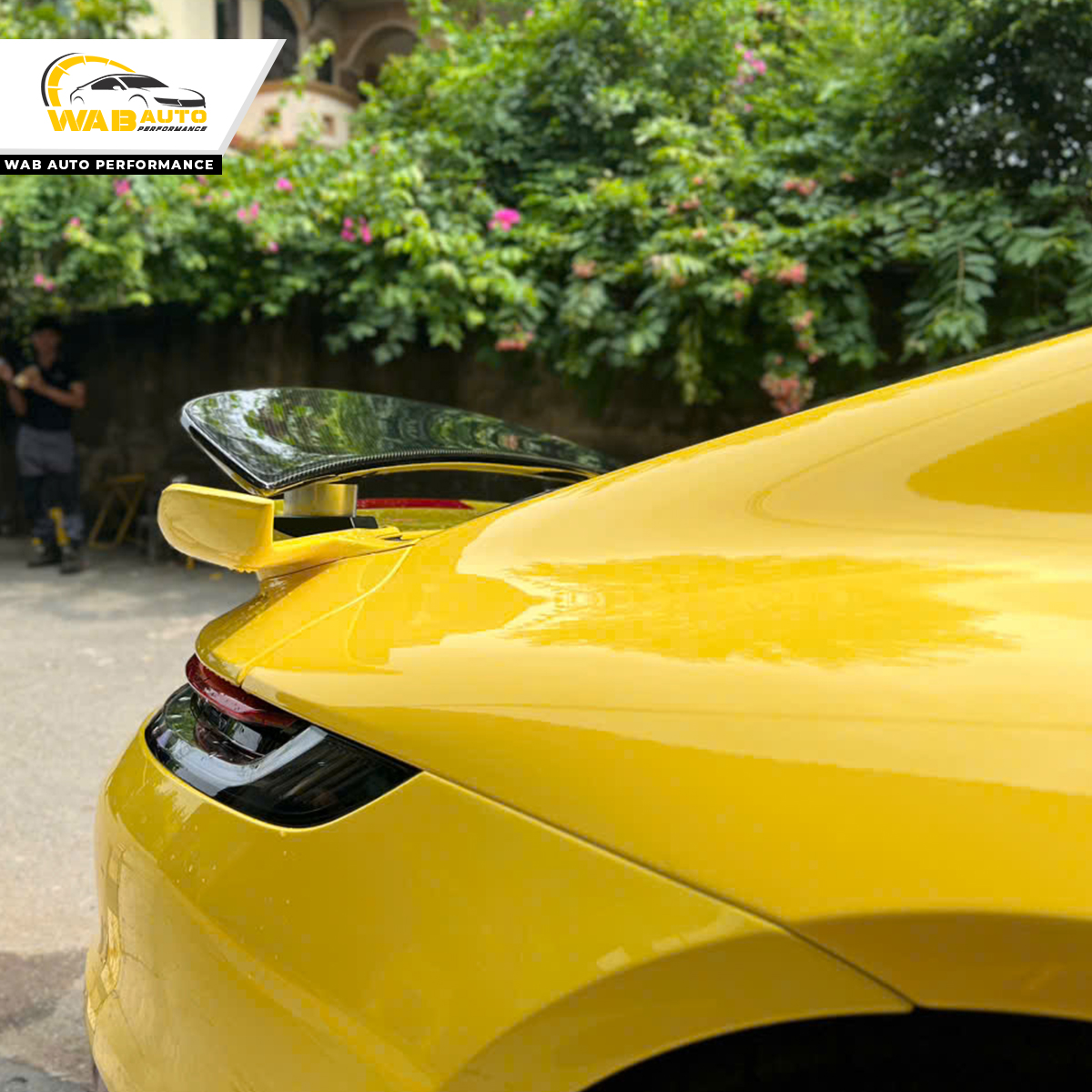 ình ảnh thực tế nâng cấp đuôi gió mẫu Porsche 911 Carrera S Coupe 992-1 2020